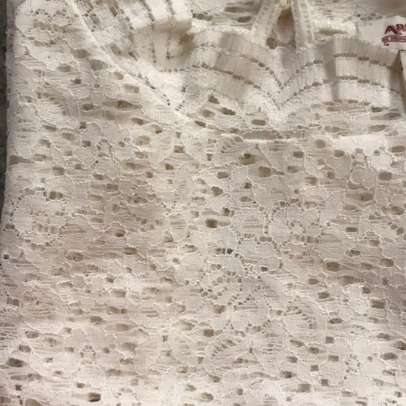 Adorable Arizona Lace Top ✨ - Picture 7 of 7